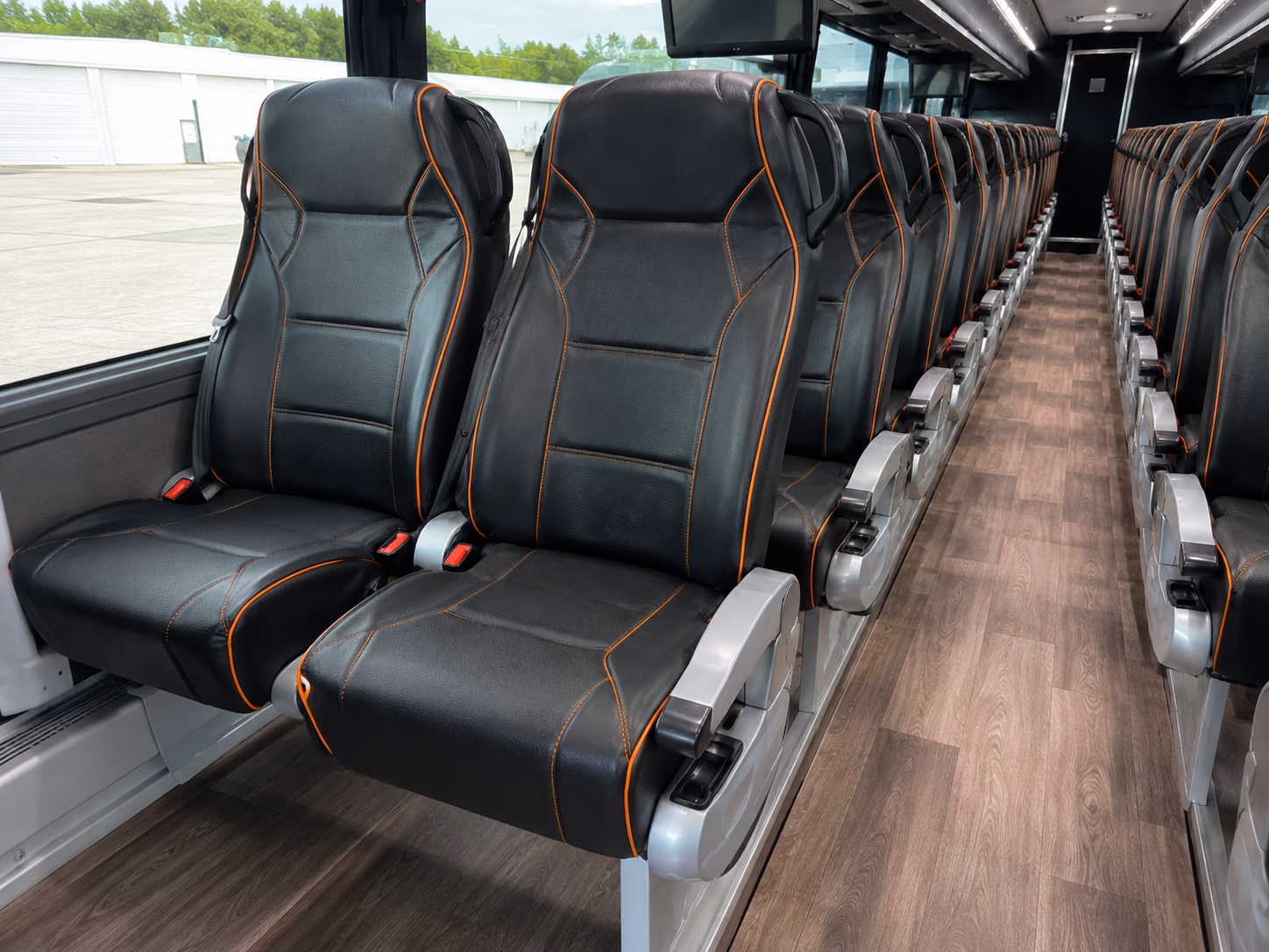 fan buses to metlife stadium for giants and jets home games