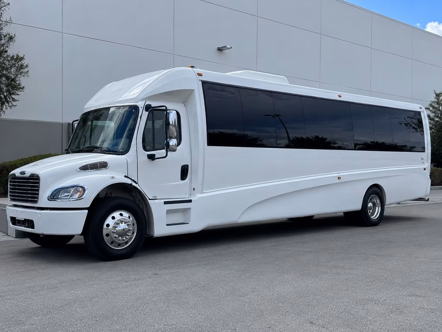 newark concert party bus rental 2
