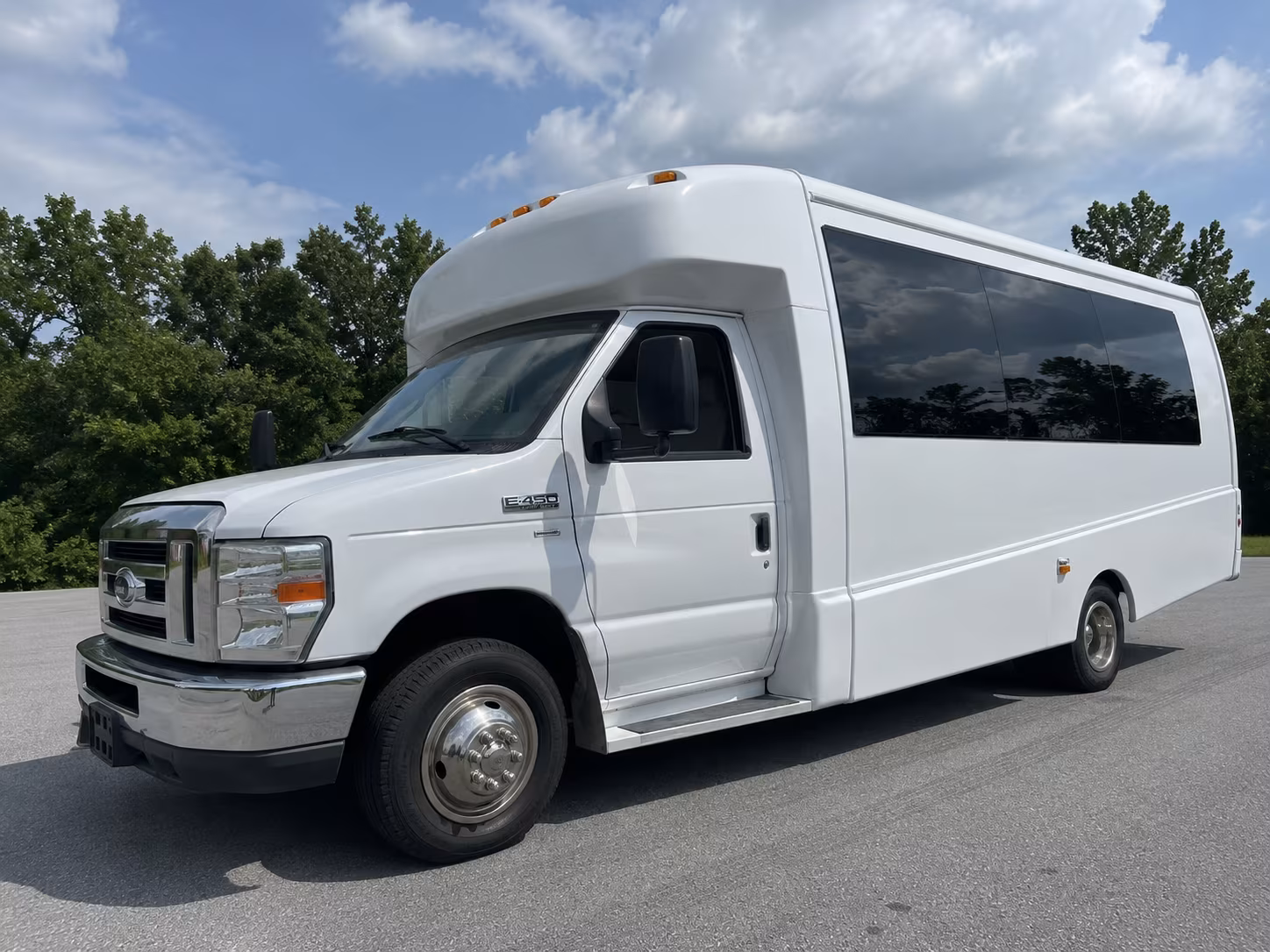 newark party bus booking step 1