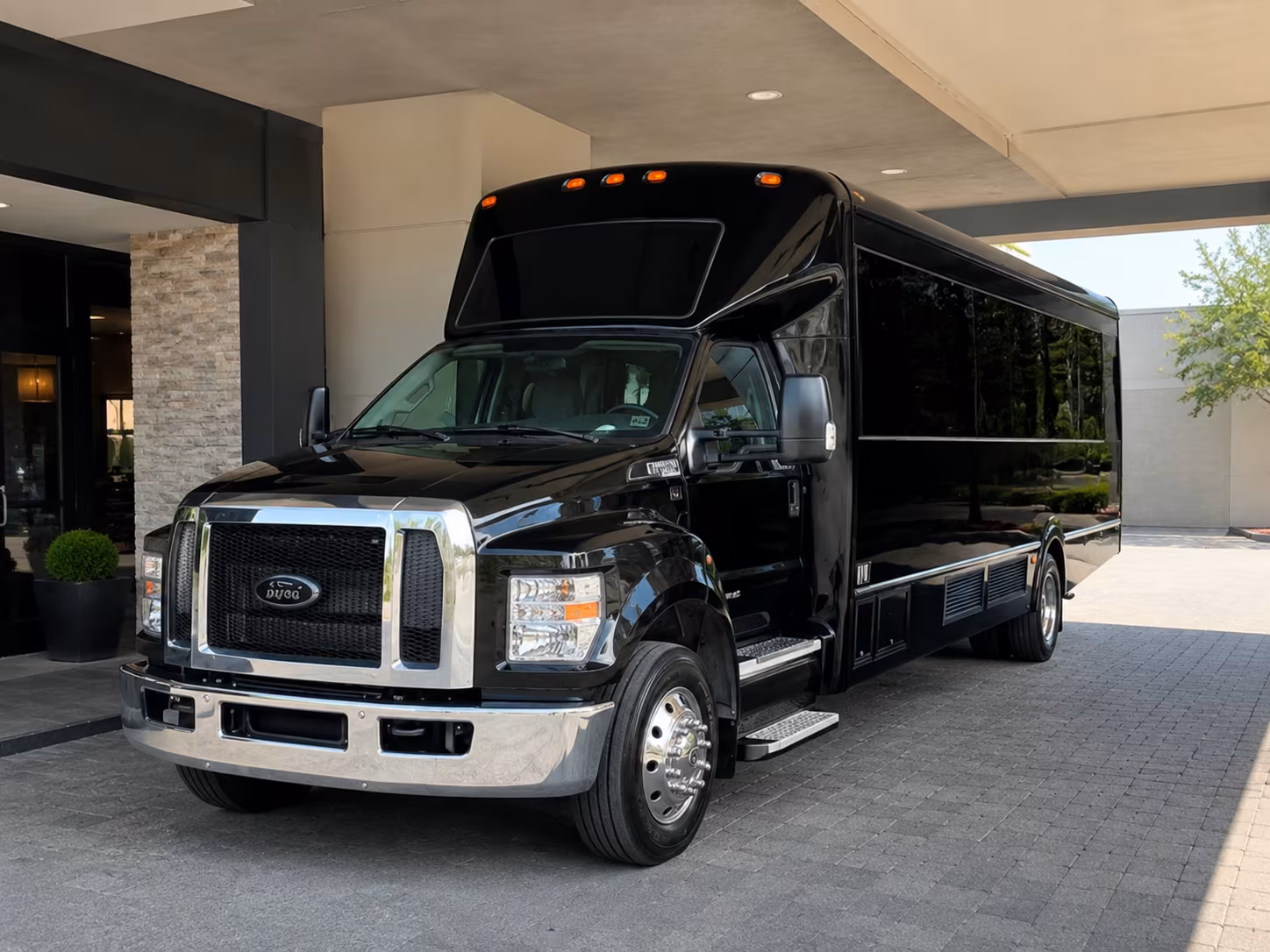 newark prom party bus rental